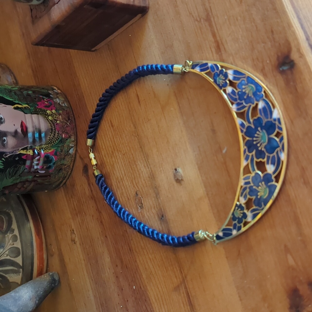Vintage Retro Blue and Gold Enamel Necklace